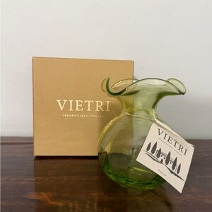 Vietri Hibiscus Green Glass Vase, Made in Italy, NIB